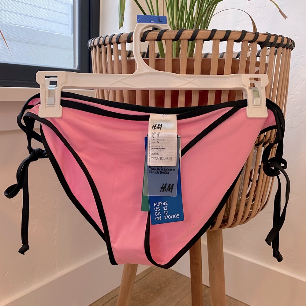 BRAND NEW 💗 hot pink bikini bottom 💗